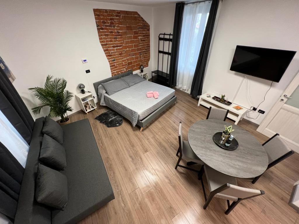Regis B&B Appartamenti Centro Storico Chivasso Zewnętrze zdjęcie